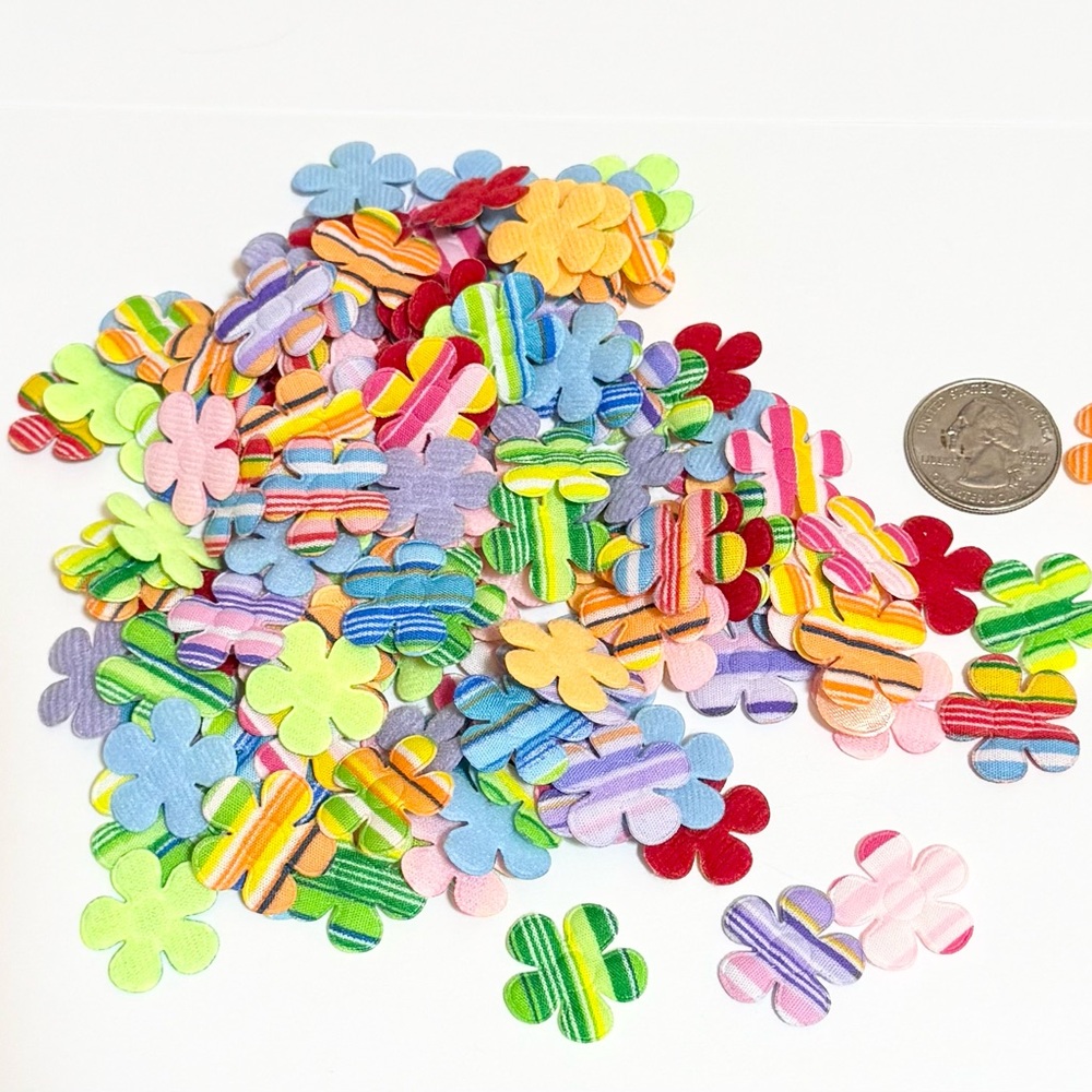 Colorful Fabric Flower Appliques DIY supplies